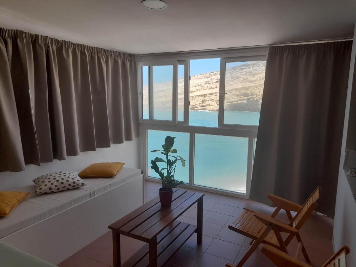 Beach View Matala Kültér fotó